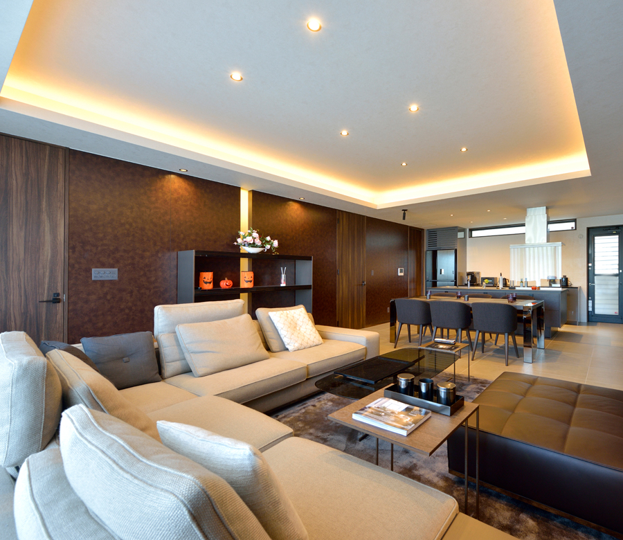 上質な日常を謳歌する「贅」をまとった住まい