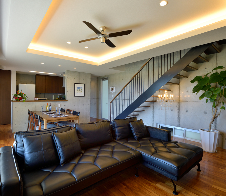 家族と海と大空と
洗練された極上の住まい