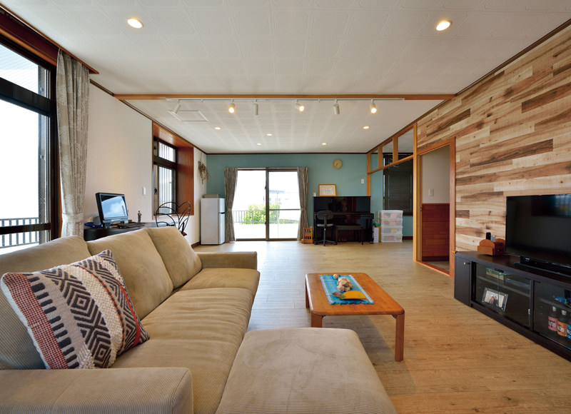 3Dで空間イメージを具現化した
彩り豊かな二世帯住宅