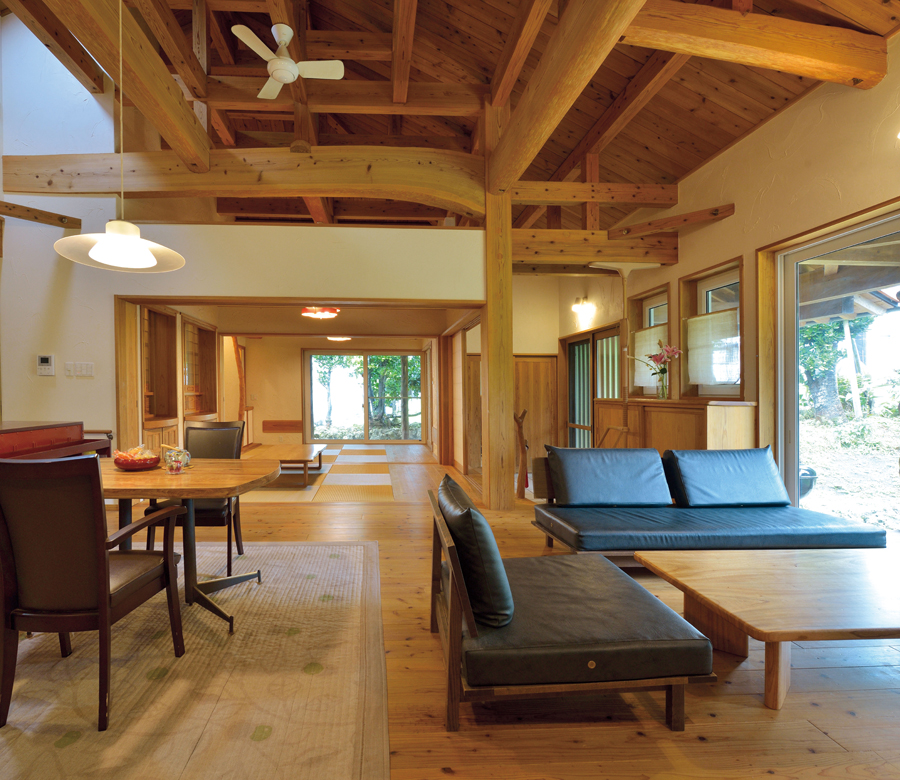 健康と快適さを実現する断熱仕様
伝統を未来へつなぐ木造のムートゥヤー