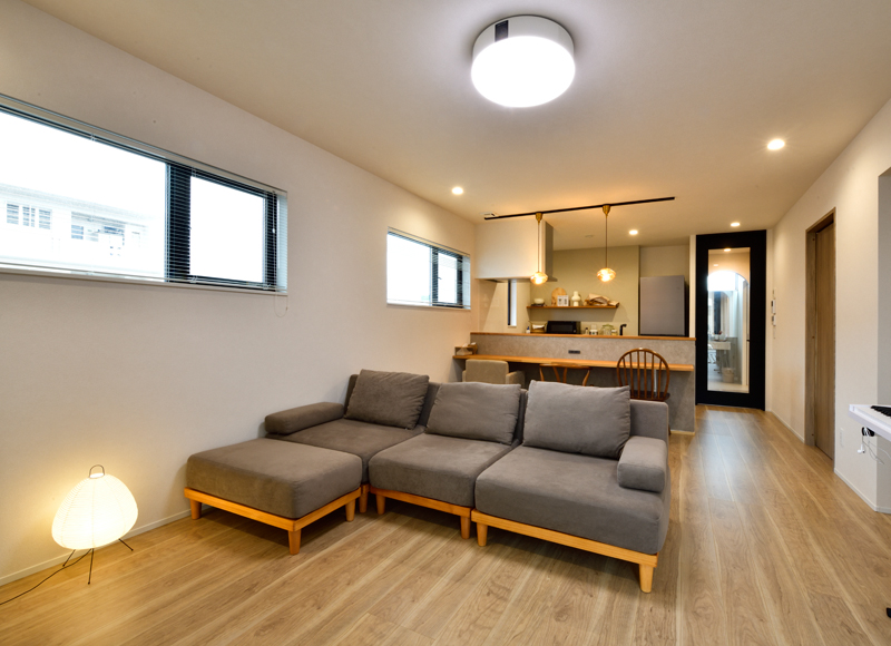 完全分離型・木造二世帯住宅で
ほどよい距離感と安心を

