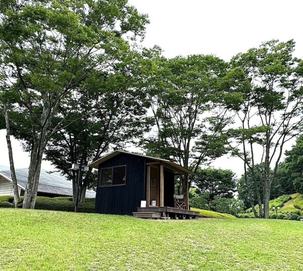 僕の好きな風景　第86回　美術館の庭に小屋を建てた