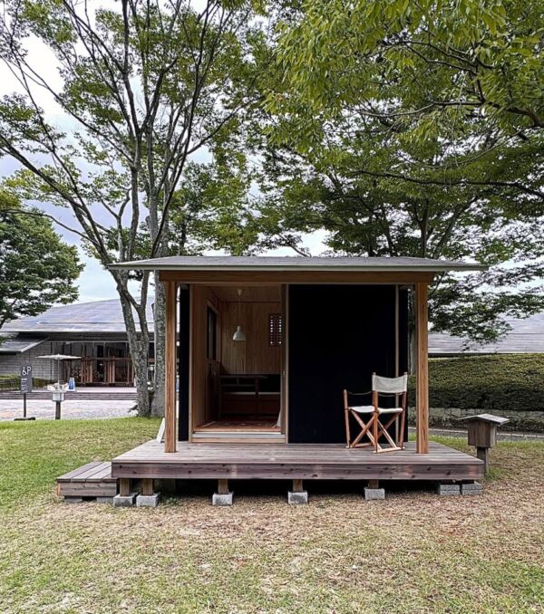 僕の好きな風景　第86回　美術館の庭に小屋を建てた