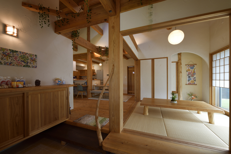 庭と暮らしが響き合う 健やかな時が流れる木の平屋