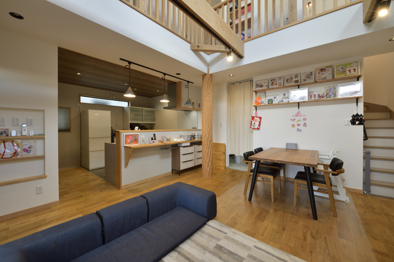 嗜好に対応できるベースを整えて 住まい手が進化させる家