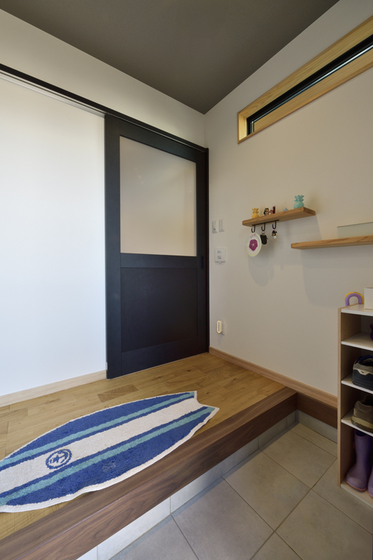 嗜好に対応できるベースを整えて 住まい手が進化させる家